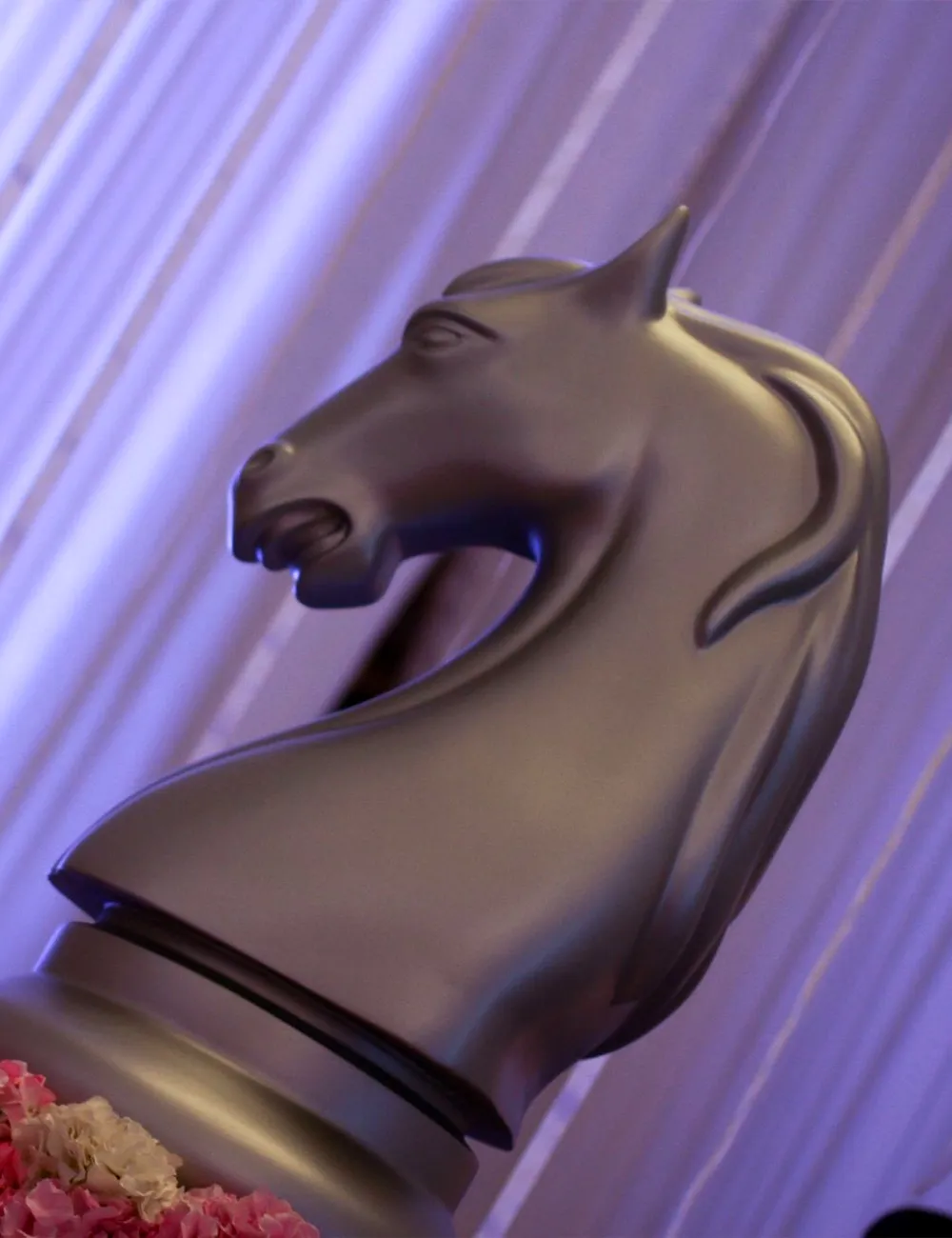 Luxury chess knight sculpture for premium interior decoration.