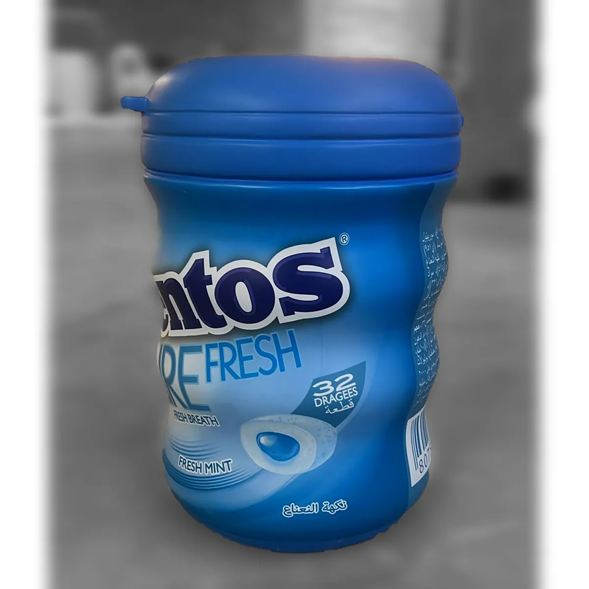 Oversized Mentos Pure Fresh gum sculpture created for promotional displays.